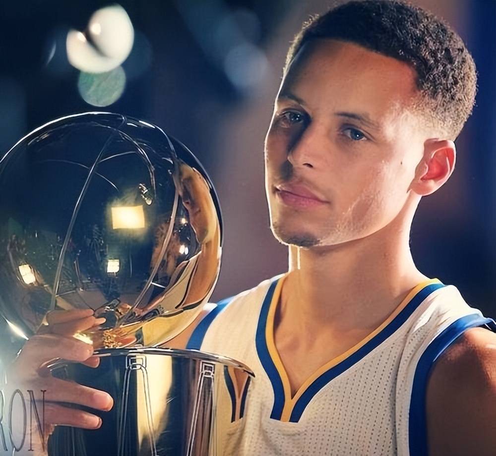 佩林卡打出神之一手的交易，40+16内线将加盟湖人联手东詹.